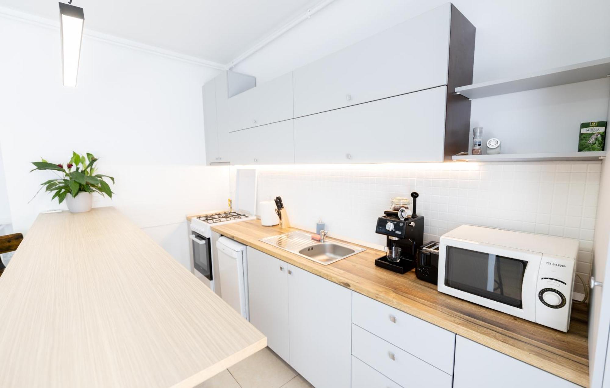 Obor Central Oasis --Secured Parking Nearby --Self Check-In-- 1Min Metro Station Bukarest Eksteriør billede